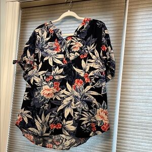 CJ Banks Hawaiian Bow Short Sleeve Tunic